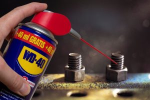Does WD-40 Loosen Stuck Bolts? » CribWish